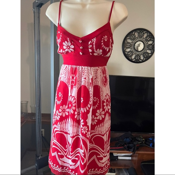 Forever 21 Dresses & Skirts - red flowy dress